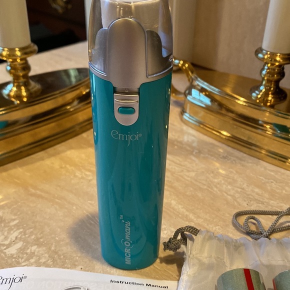 NEW LISTING Emjoi Micro Mani Device for Nails - Picture 5 of 10
